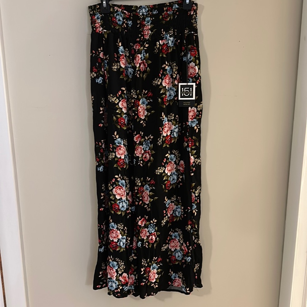 Black pants XL